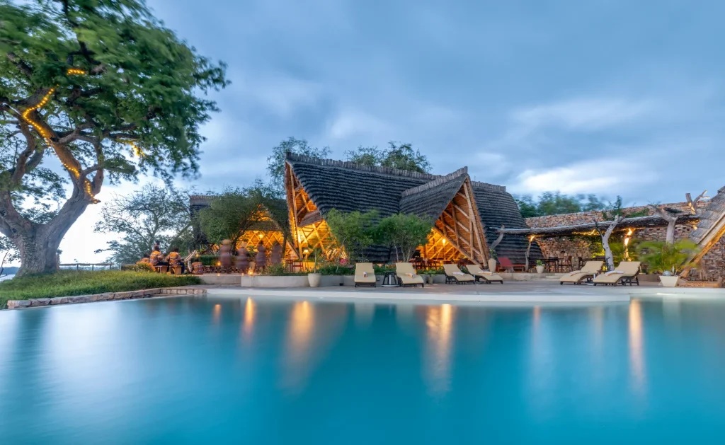 12 Days ultra luxury western circuit Uganda safari lodges