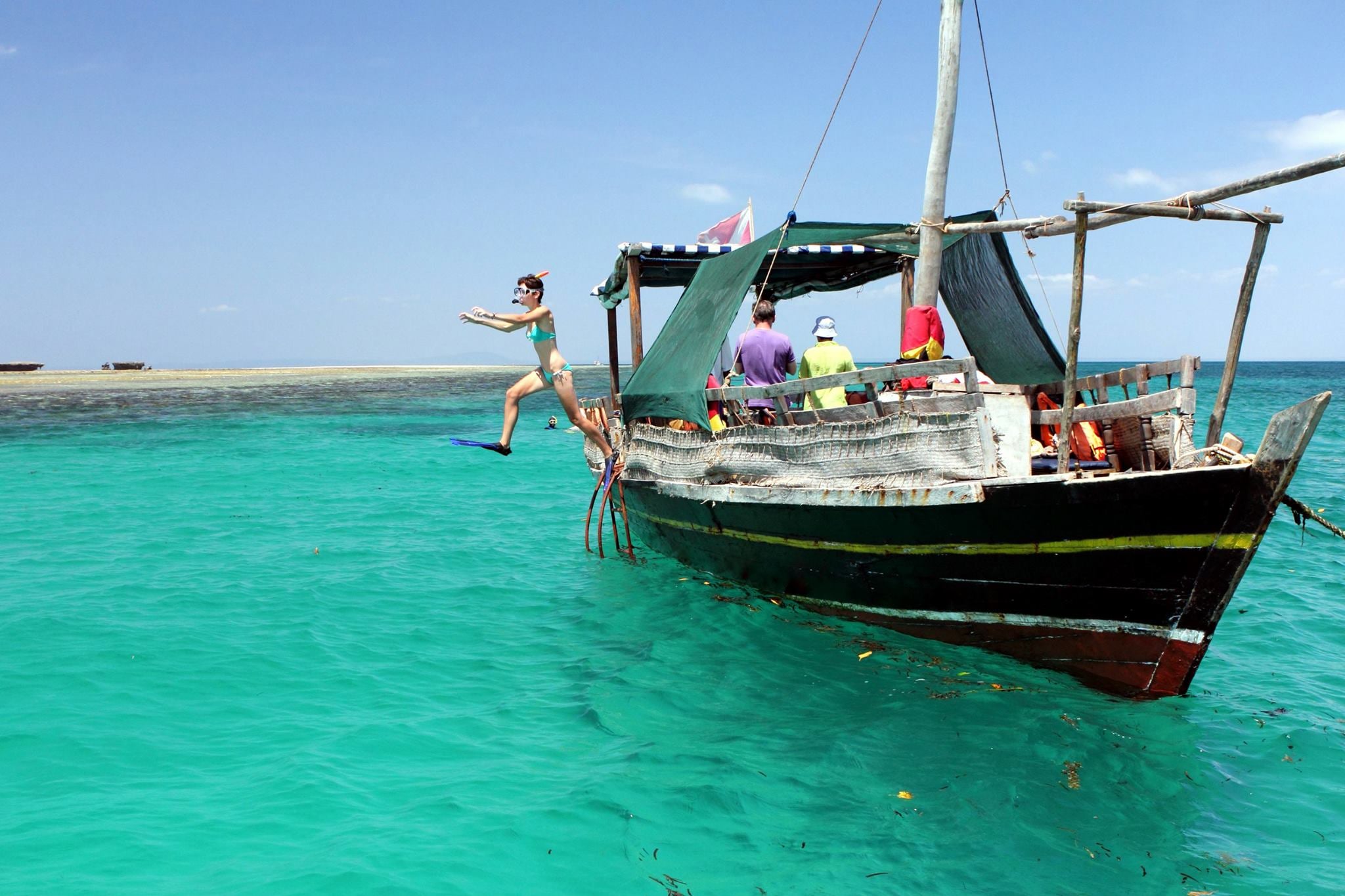 Are boat trips to Wasini Island recommended on Diani Beach holidays?