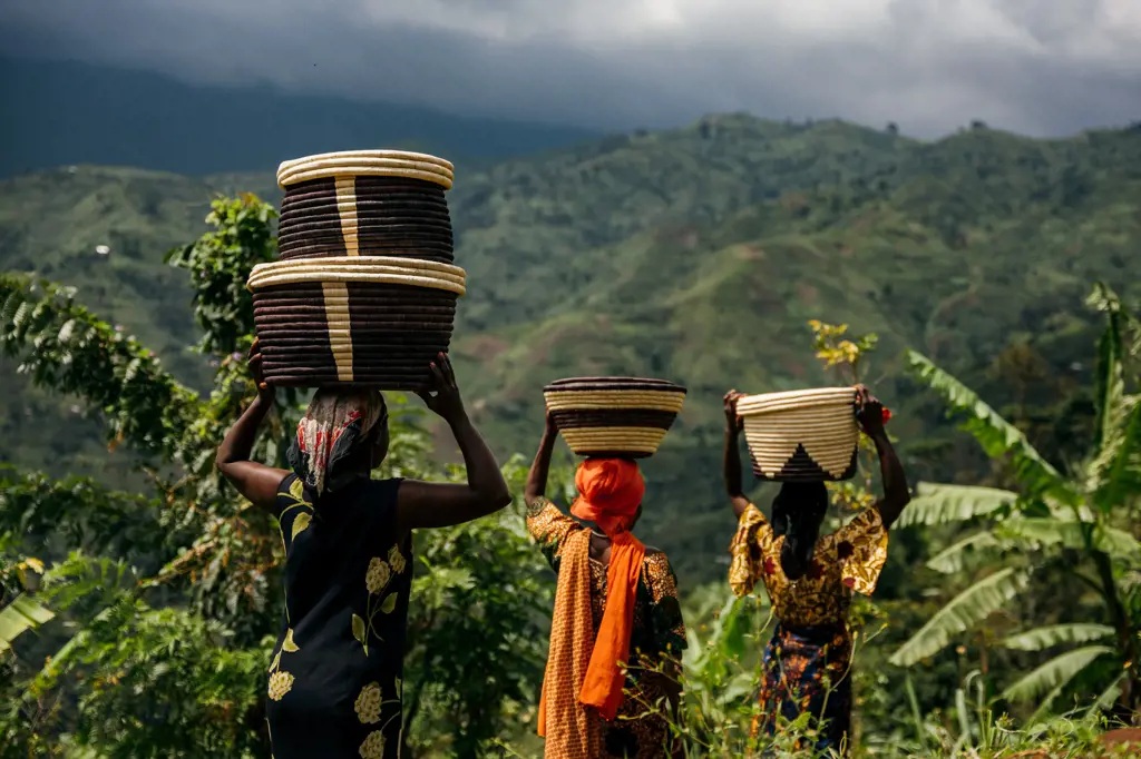 What are the most popular Uganda cultural tours to explore in 2027/2028?